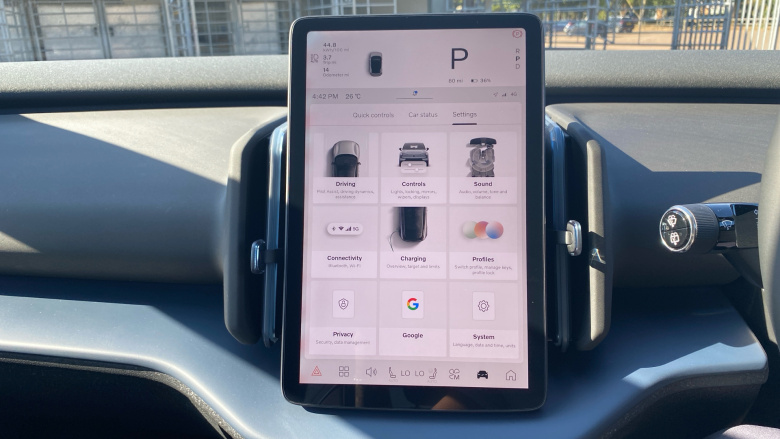 Volvo EX30 200kW SM Extended Range Plus 69kWh 5dr Auto Electric Estate